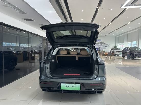 吉林华众星4S店抢先实拍星途星纪元ET  内外亮点足的中大型SUV