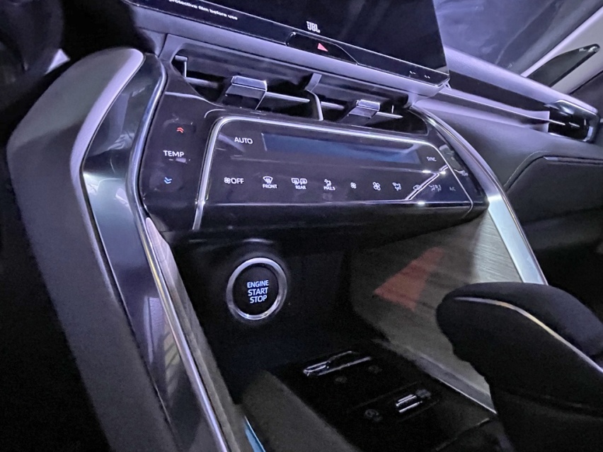 定调“优雅”与“从容”，一汽丰田凌放被称丰田最美SUV？