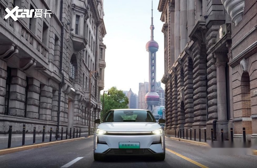 10多万的插混车，银河L6现金优惠8000元，合不合适动态试驾给你答案