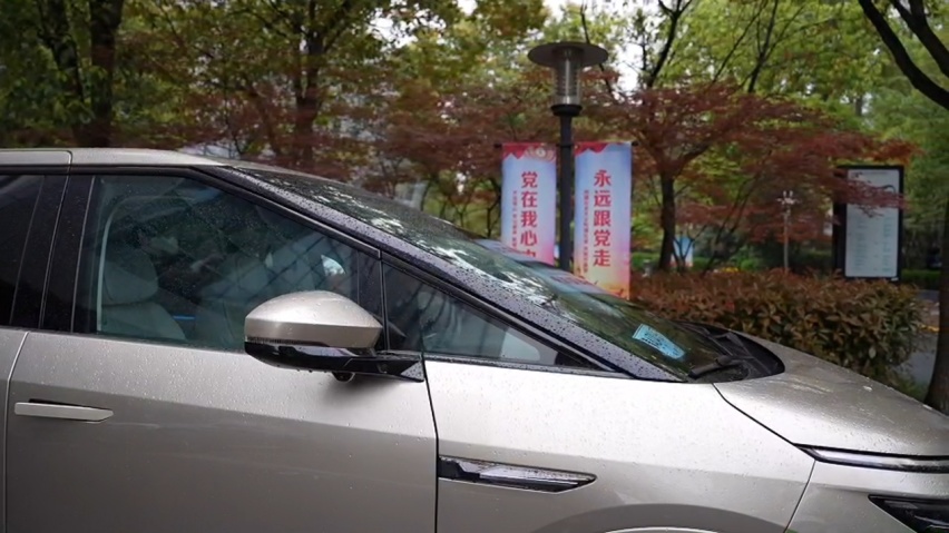最与众不同的MPV？6个拷问聊小鹏X9，是长得怪？还是另辟蹊径？