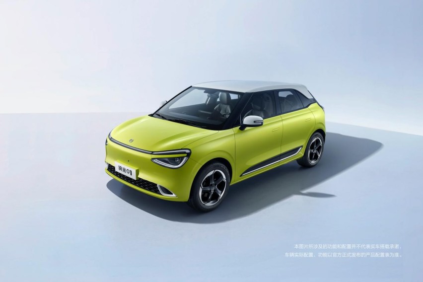 无框车门+全自动泊车+续航430km，10万级纯电领域它已无敌？