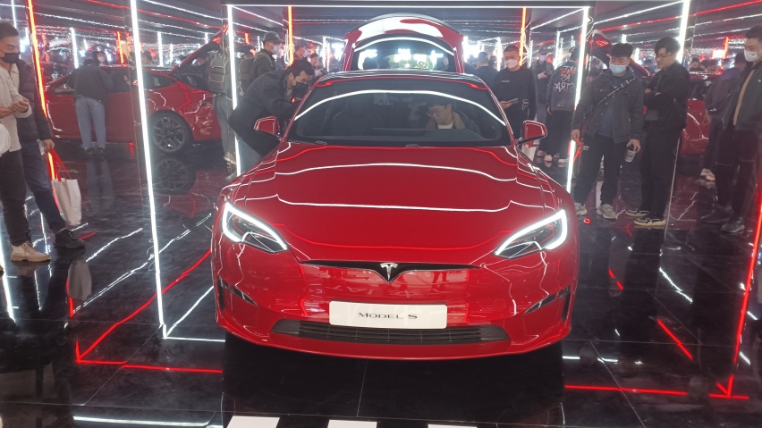 特斯拉Model S/X在美降0.5-1万美元，国内是不是也快了？
