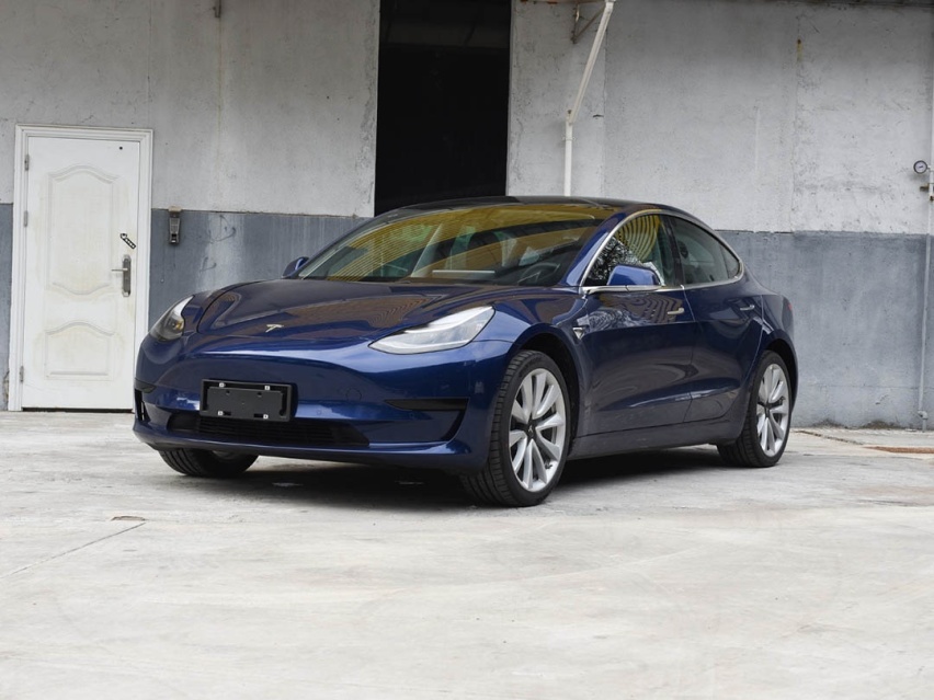 Model 3续航达668km超宝马3系，电动车取代燃油车？
