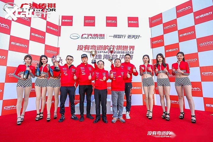 世界赛道排行_这款敞篷跑车没有挡风玻璃,但赛道排名世界第五!