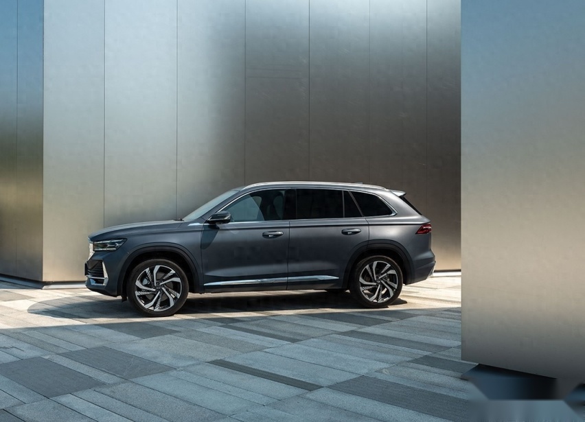 2.0T中型SUV，不足16万，星越L到底值不值？
