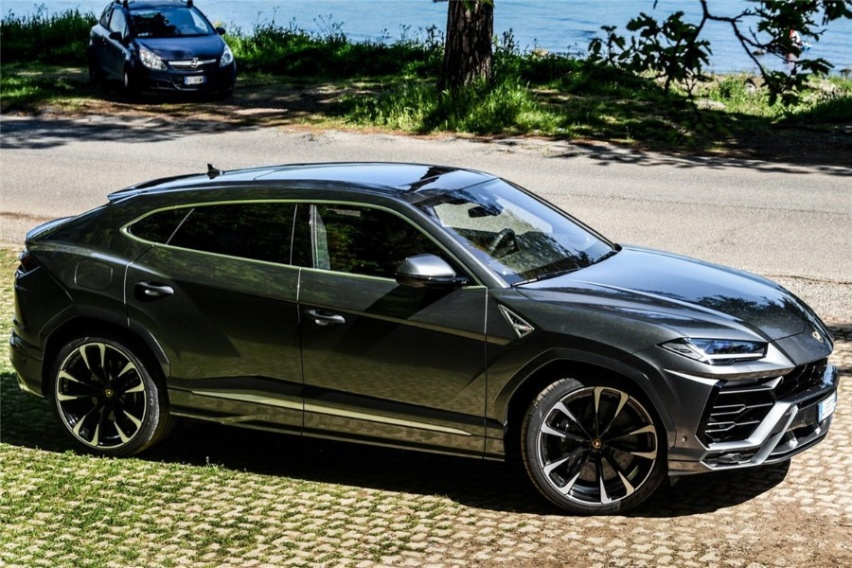 高贵极致，成功者座驾？DBX/G63/Urus/添越谁更奢