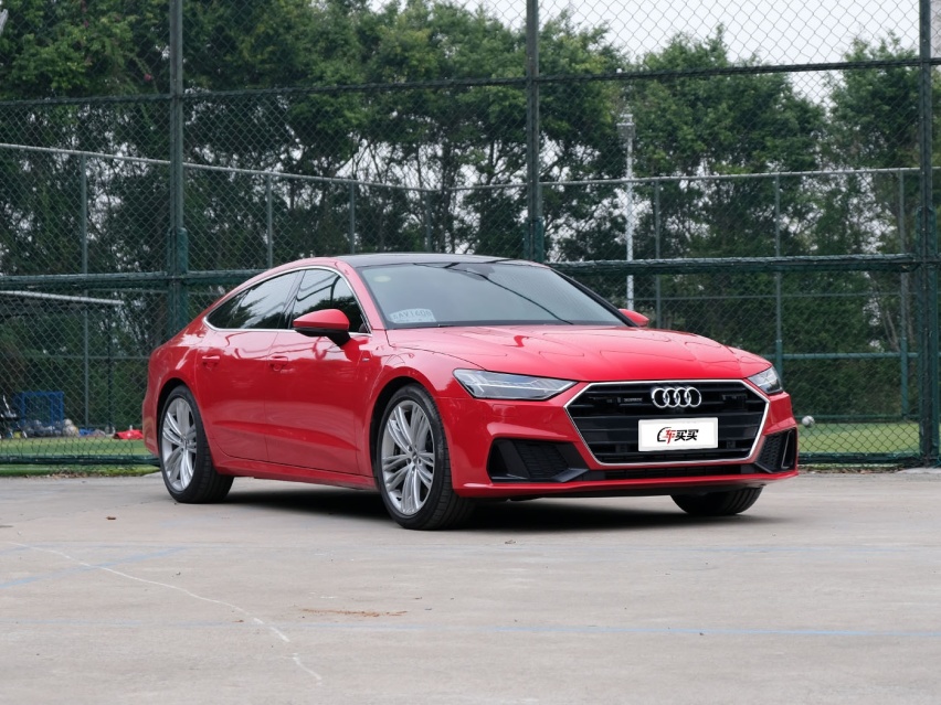 3.0T V6+四驱+四轮转向 还配无边门框？奥迪A7L年内上市！