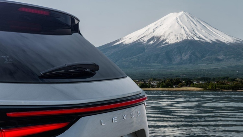 全新一代雷克萨斯NX，确认6月12日发布，提供7种动力总成