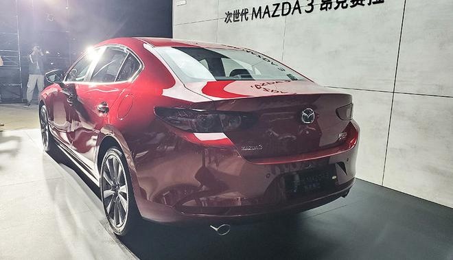 大改缩水 起售11.59万的马自达3值不值的买？