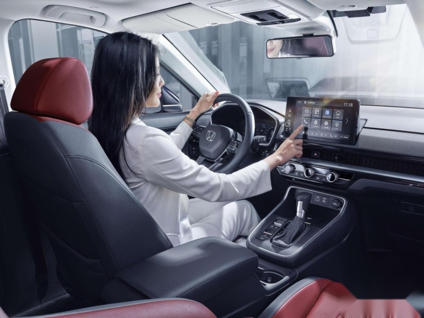 15万级高颜值最“家”SUV，是CR-V或是皓影？