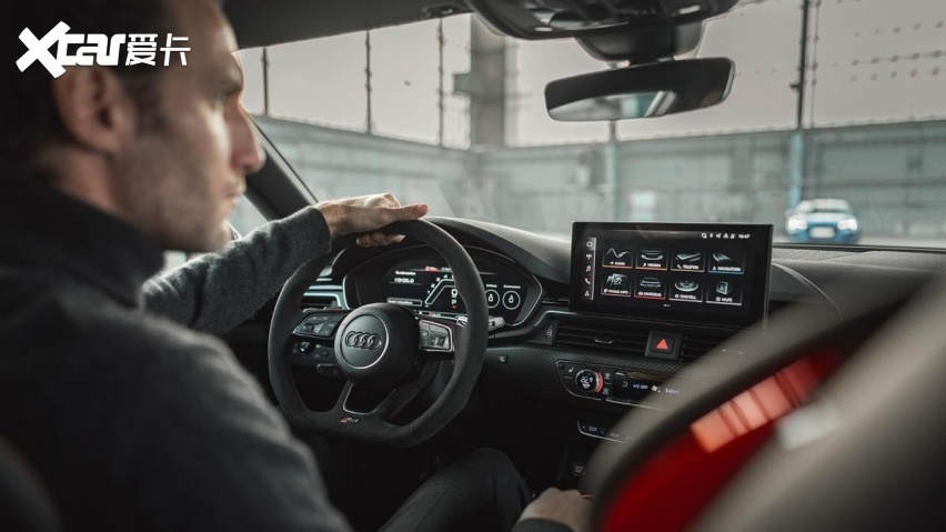 品质出众，新奥迪RS5 Coupé，年轻人购车首选！