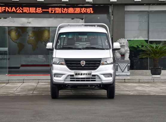 高端微卡就买金杯金卡S3，又大又帅跑得快！
