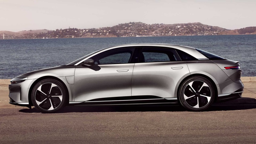 拉低入门门槛，实力依旧不俗，Lucid Air新增两款低配车型