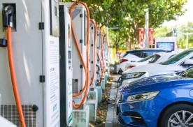2023年了，究竟该买燃油车还是新能源？
