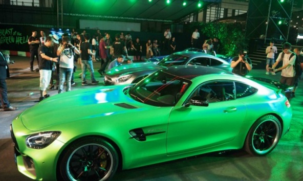 最速后驱车！梅赛德斯-AMG GT R终于夺笼而出！