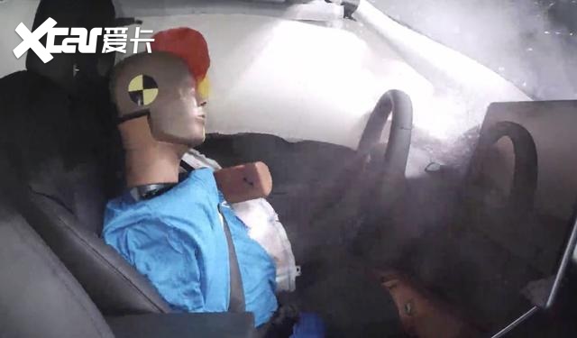 特斯拉Model3中保研碰撞成绩公布，国产之后到底有没有缩水？