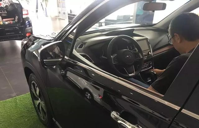 （长文预警）为告诉你30万能买到啥样的SUV，我们跑了5家店
