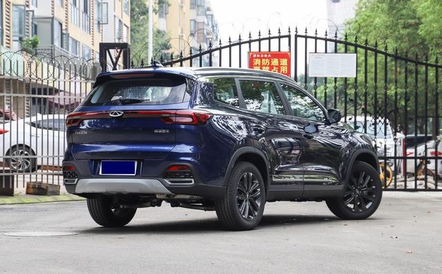 家里人口多想买七座SUV，这三款价格实惠，大空间配置高油耗低