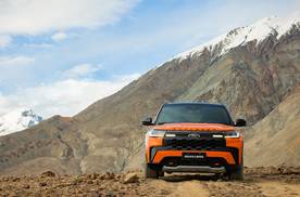 30万预算别只看汉兰达！探险者优惠4万多，喝92号油，配四驱系统