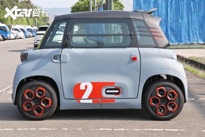 地表上没有别的电动车比它更可爱,实车实拍雪铁龙ami