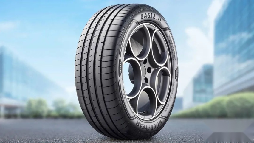 30万买宝马X7一样大的SUV！这车坐得舒服还跑得稳