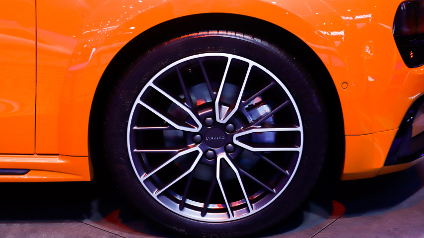 6.2s破百的前驱钢炮 车展实拍领克02 Hatchback