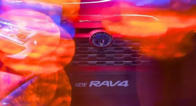 TNGA-K架构下，观配置升级，全新RAV4荣放的自我进化