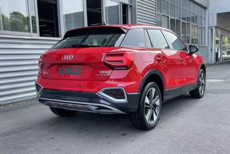 奥迪新款Q2L实车曝光 继续使用1.4T发动机
