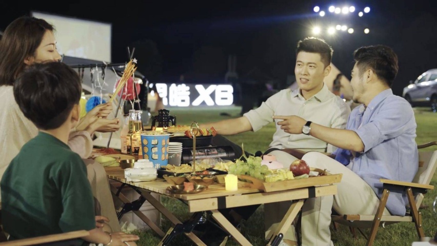 思皓X6上市7.99万起,搭载同级少有智能音乐座舱