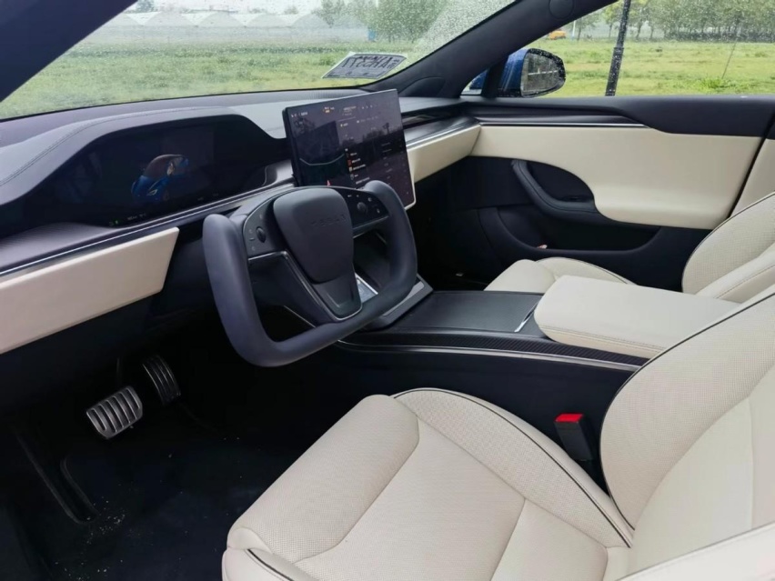 何为真正的人车合一境界？试完特斯拉Model S Plaid版就知道了