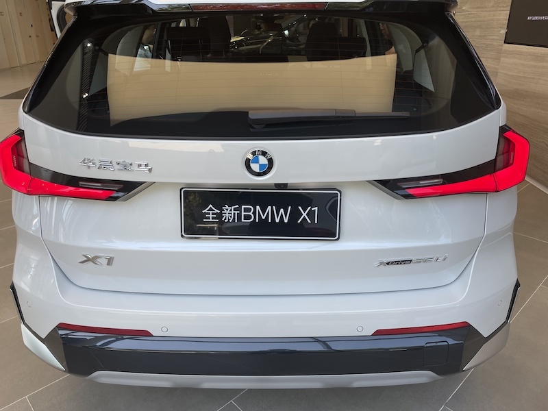 空间大到跨级，看全新宝马X1到底值不值