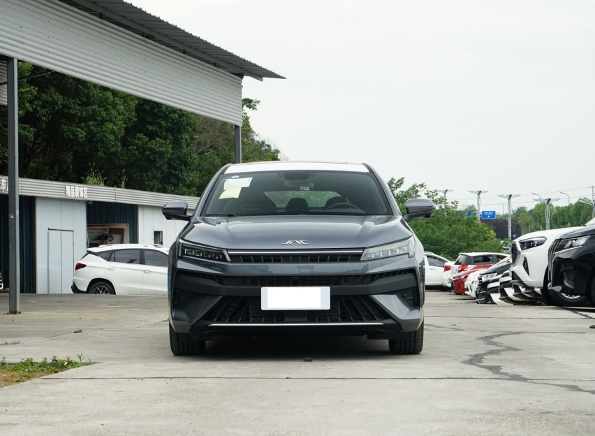 这款掀背轿跑仅6.58万起！轿跑外观动感，车长近4米8，搭载1.5T