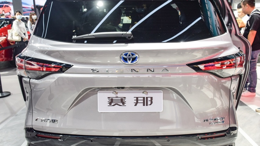 比海外贵10万！预售32万起的丰田赛那 贵在哪儿？