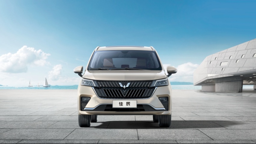 五菱佳辰官图公布 第三台银标 或许定位8万元级家用MPV