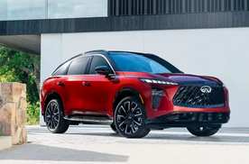 英菲尼迪掀桌子了！造了台5米长“公路宽体猛兽”，配2.0T+9AT