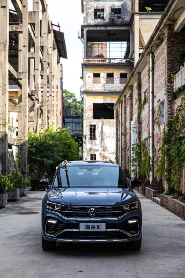 主打年轻个性 一汽大众首款Coupe SUV 探岳X登场