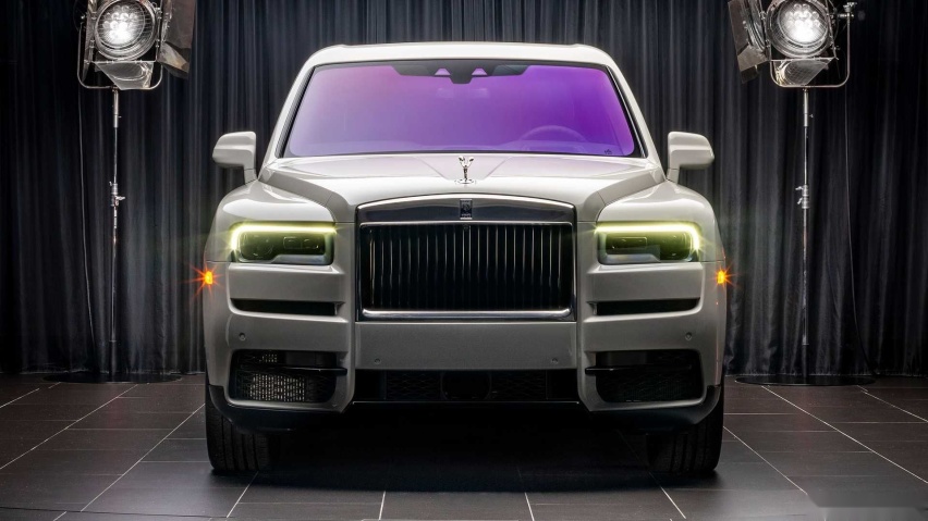 rolls-royce-cullinan-bespoke-colors (10).jpg