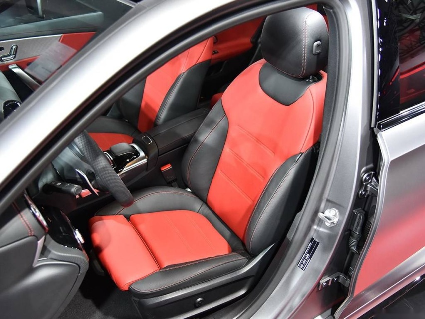 autohomecar__ChcCRF1v0ASAHKD4AAL9WFniEtY950.jpg