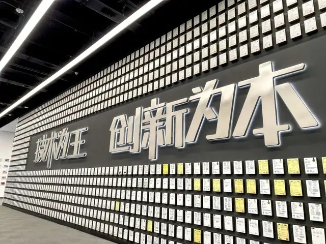 为何比亚迪每一步都能踩上风口?巴菲特投资他有多赚?