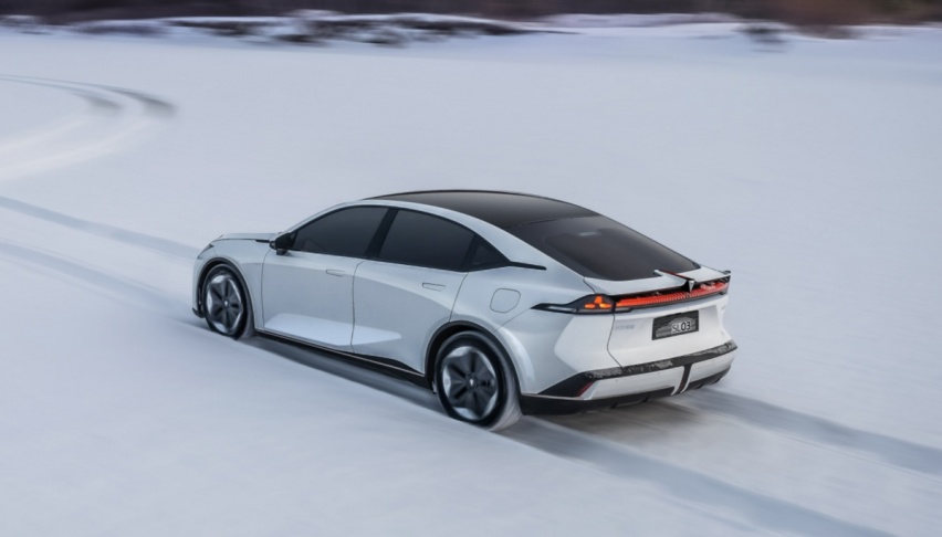特斯拉Model 3的竞品，最高纯电续航705km，深蓝SL03产品力