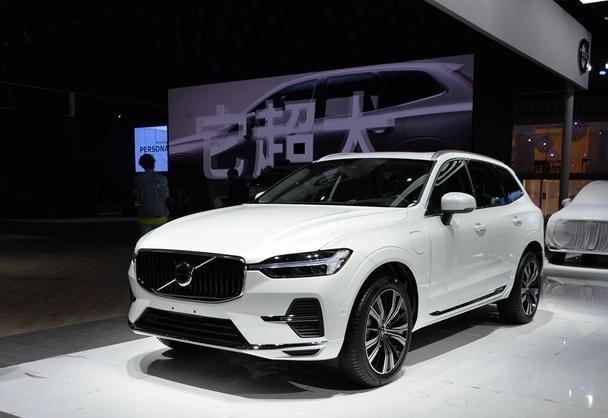 新款沃尔沃XC60即将上市 水晶电子挡杆显档次