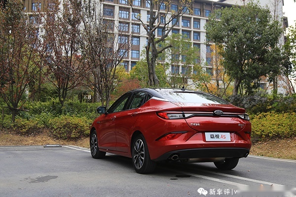江淮嘉悦A5首试：和大众共线生产，产品力有多大提升？