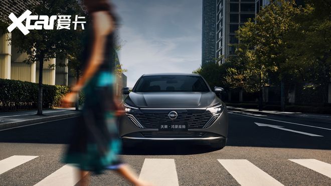 智能化加持,入门价格下探,日产天籁·鸿蒙座舱版解析