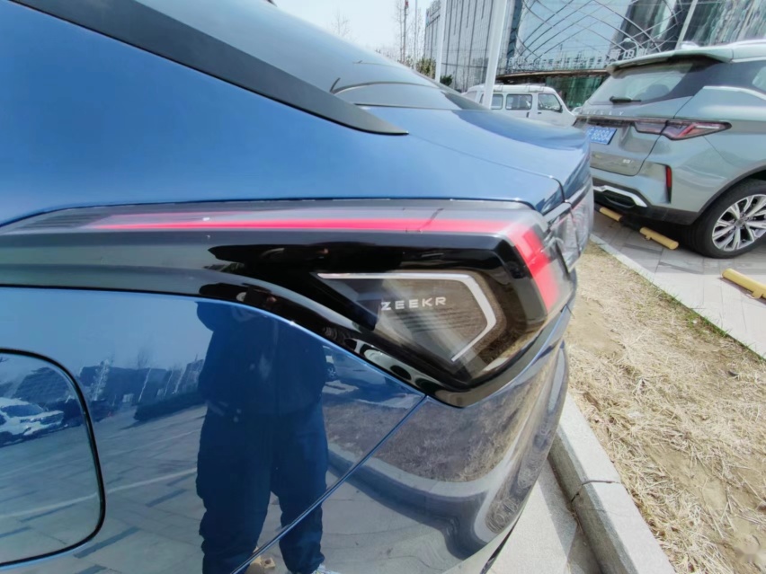老男孩的 Dream car，极氪 001 试驾报告