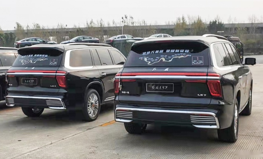 红旗顶级豪华SUV曝光，气势不输库里南，配4.0T V8+空气悬架