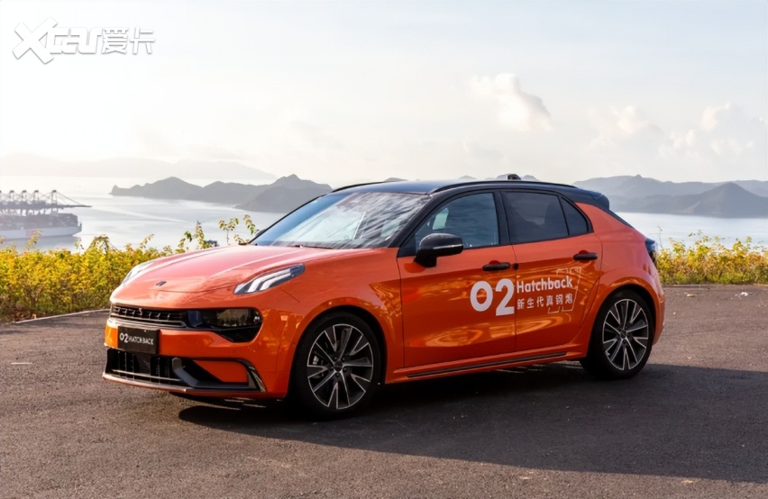 比如和领克03tcr师出同门的领克02 hatchback(参数|询价),经典的两厢