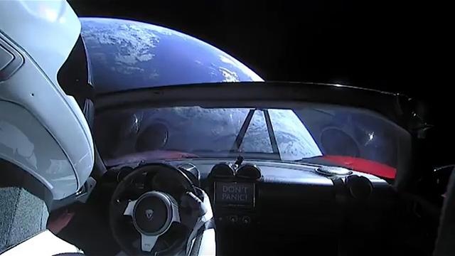埋了伏笔的特斯拉，2021狙击它不是只靠续航