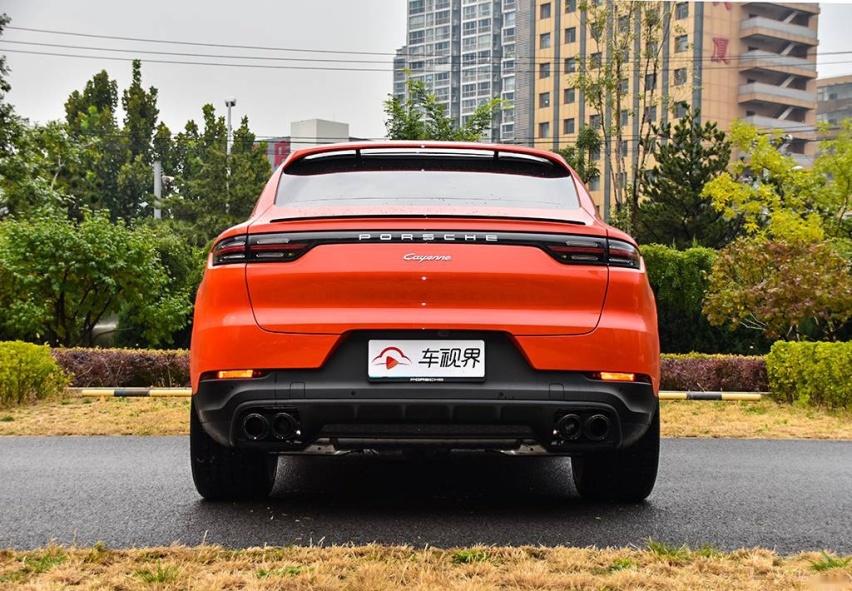 外观迷人的轿跑SUV，保时捷卡宴Coupe静态实拍
