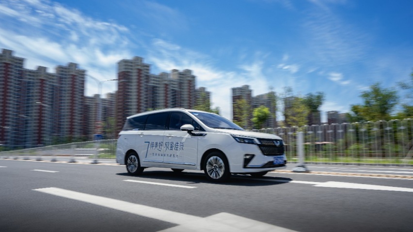 号称“最接地气的七座车“来了！五菱这次又刷新了我的认知！