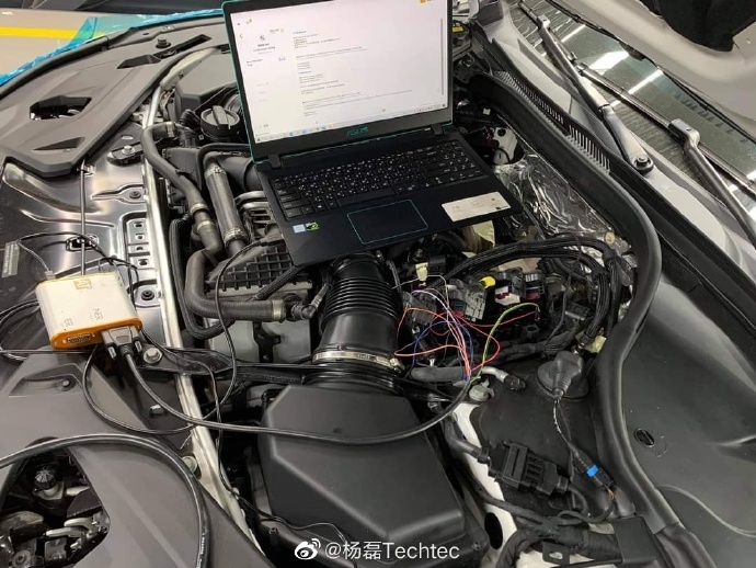宝马M8 4.4T刷ECU改装电脑德国Techtec动力升级ECU程序